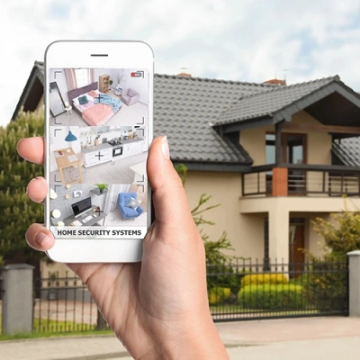 Killeen vivint phone display of cctv live feed in front of a house